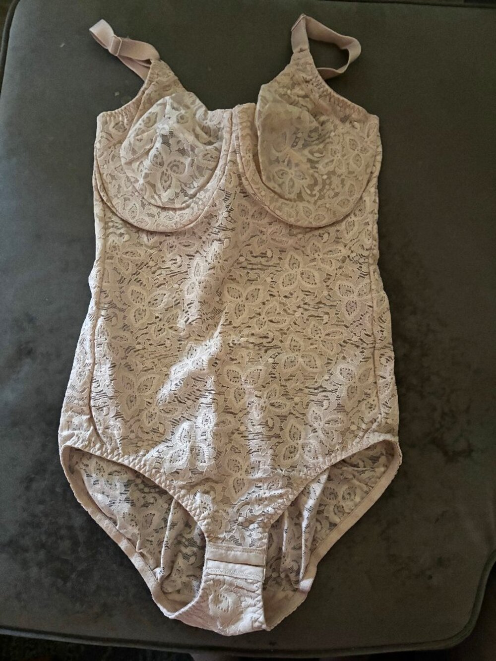 Bali #BL10 Lace 'N Smooth Body Briefer in Beige, Size 38D
